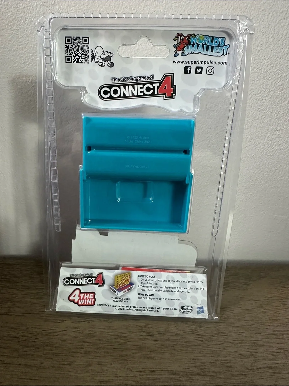 Worlds Smallest Connect 4 Travel Game NIB